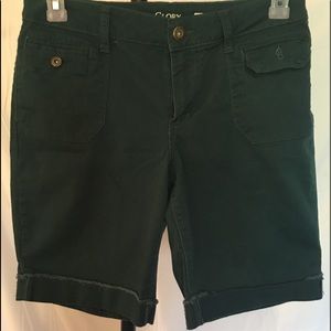 Faded Glory women 12 Bermuda cuffed stretch shorts